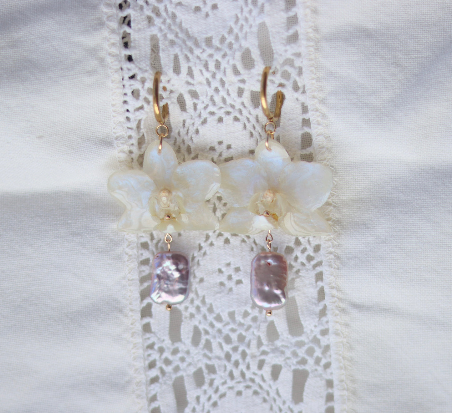 Orchid & Freshwater Pearl Earrings