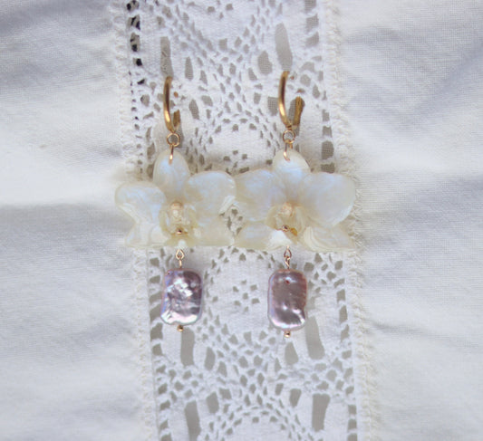 Orchid & Freshwater Pearl Earrings